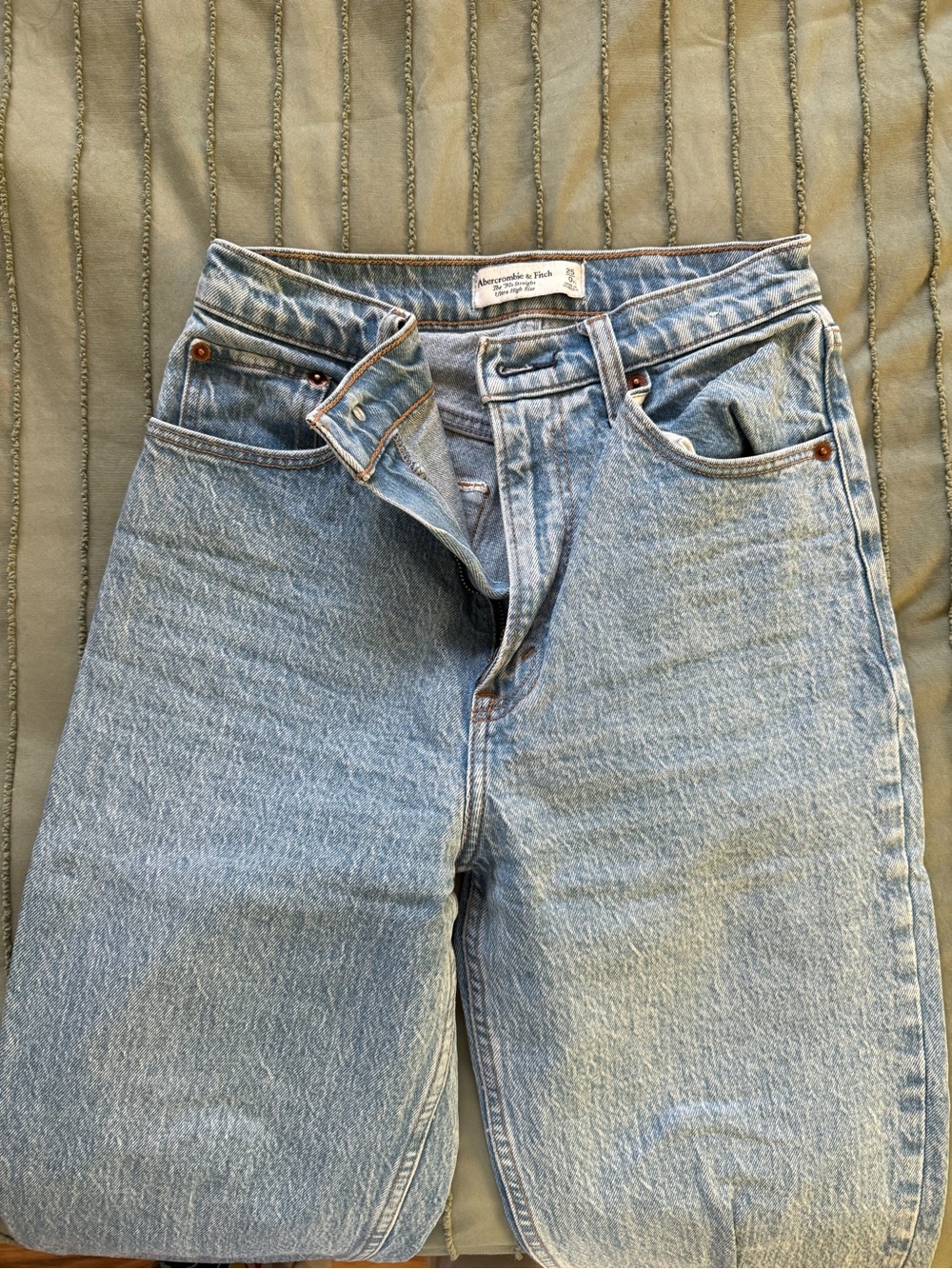 Abercrombie & Fitch Light Blue High-Rise Women's Jeans